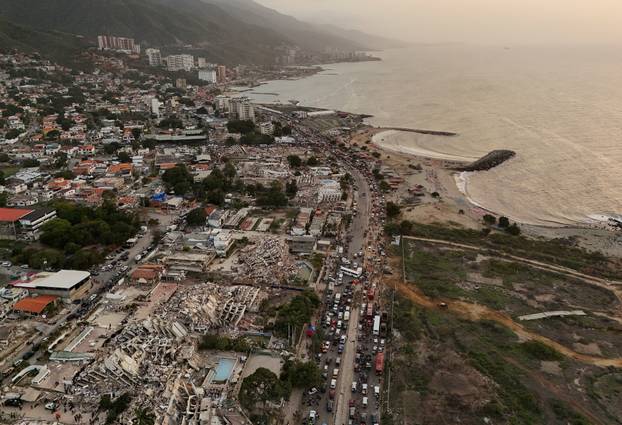 Aftermath of earthquakes in La Guaira