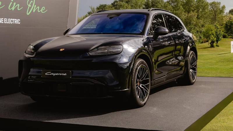 Porsche je predstavio novu zvijer na struju: Ovo je Cayenne Electric sa preko 400 konja