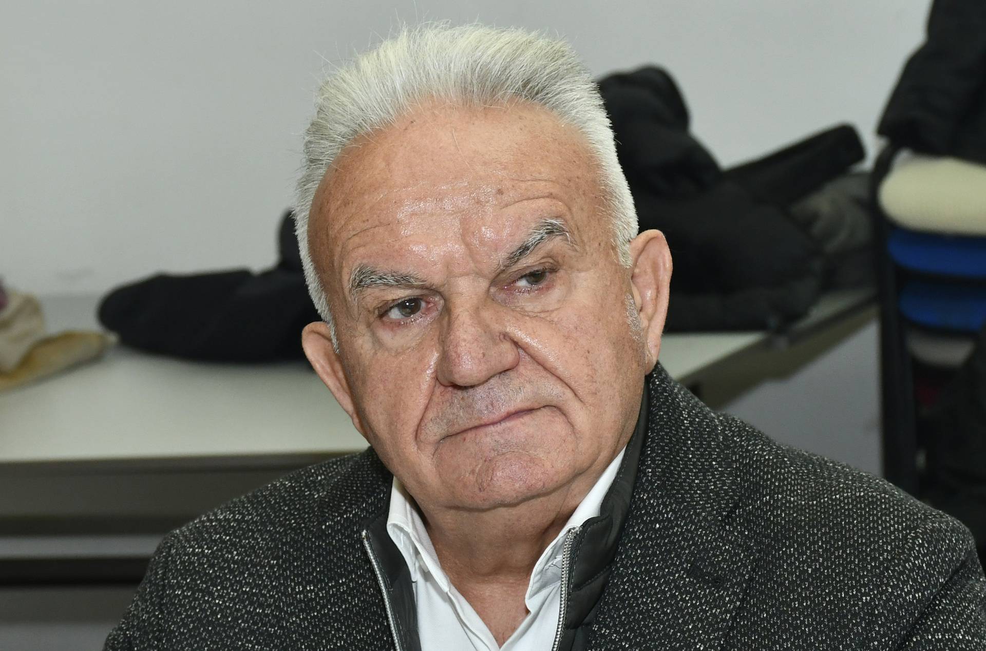 Petrinja: USKOK prikuplja dokumentaciju u gradskom poglavarstvu o Dumboviću, a on ponovno aktivirao mandat