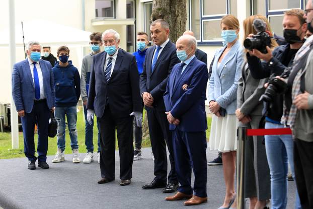 Zagreb: Svečano otkrivena ploča na mjestu osnutka GNK Dinamo