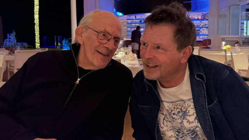 Marty McFly i Doc Brown opet zajedno: Fanovi poludjeli zbog zajedničke fotke dviju legendi