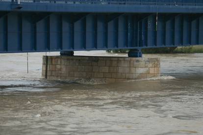 FOTO Nakon Borisa, stiže nam Kasandra: Sava se izlila u dijelu Zagreba, nemila kiša još pada