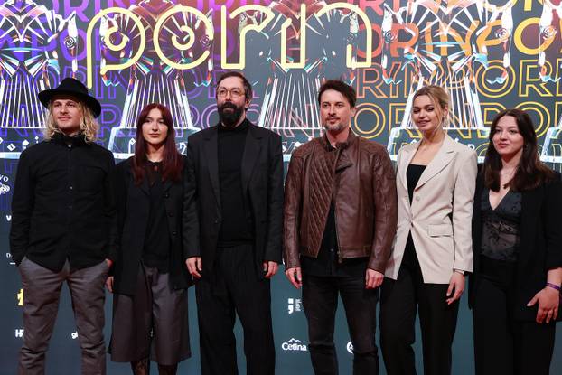 Split: Dolazak uzvanika na svečanu dodjelu 33. glazbene nagrade Porin