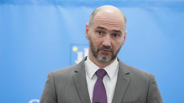 Joško Klisović: Čekamo da se s Vladom donese odluka o EU projektu bolnice Srebrnjak