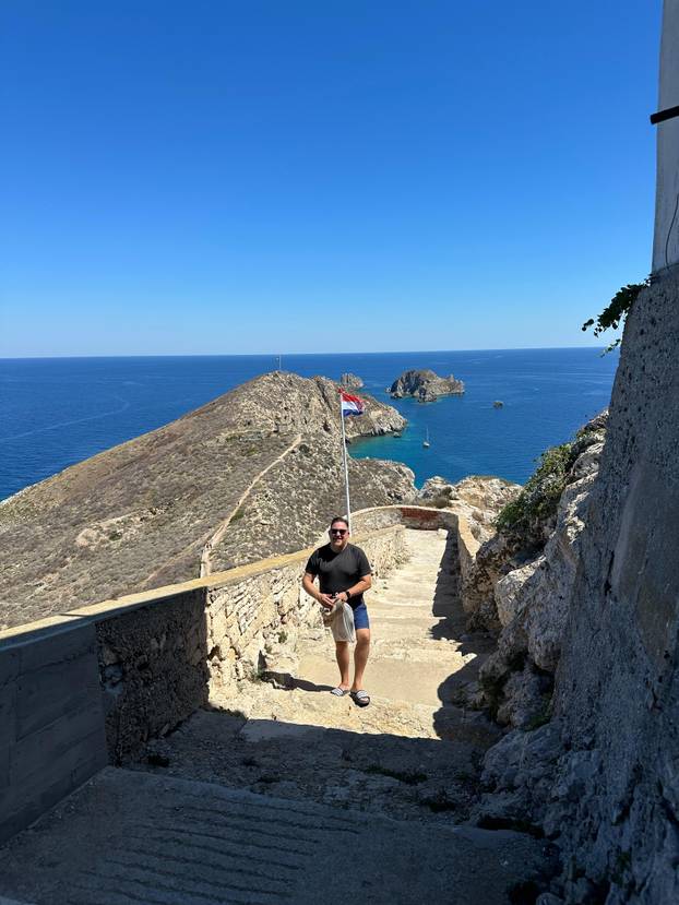 FOTO Kupanje na Palagruži je stvarno nezaboravno, nigdje nema tako kristalnog Jadrana