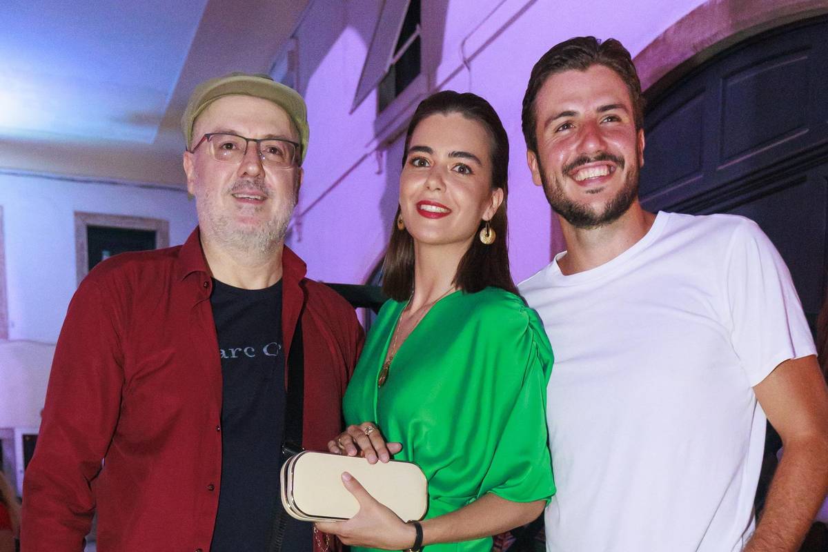 Vucina starija kći bodrila tatu i brata Vilibalda na Splitskom festivalu i ukrala svu pažnju