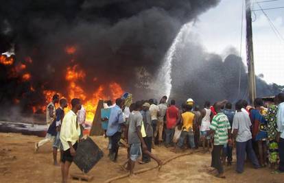 Nigerija: Više od 100 ljudi umrlo u požaru naftovoda