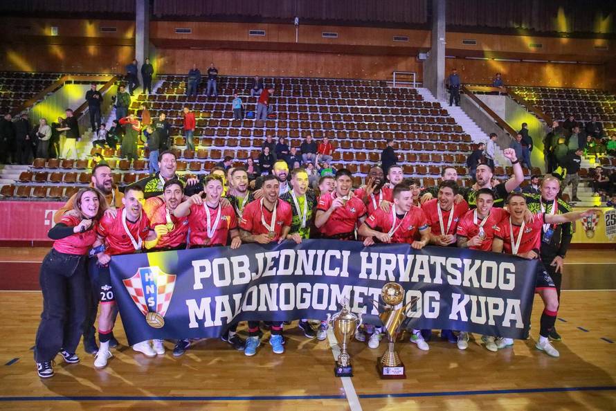 Igrači Stanoinvest Futsal Pule boljim izvođenjem šesteraca obranili titulu pobjednika Kupa Hrvatske