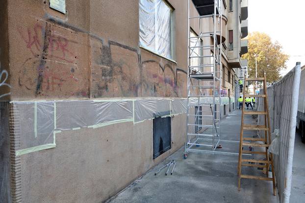 Zagreb: U Vodnikovoj počelo uklanjanje grafita