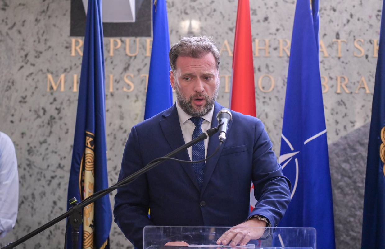 Banožić o nedolasku ministara u Knin: Ne vidim što je sporno, bit će čovjek iz ministarstva obrane