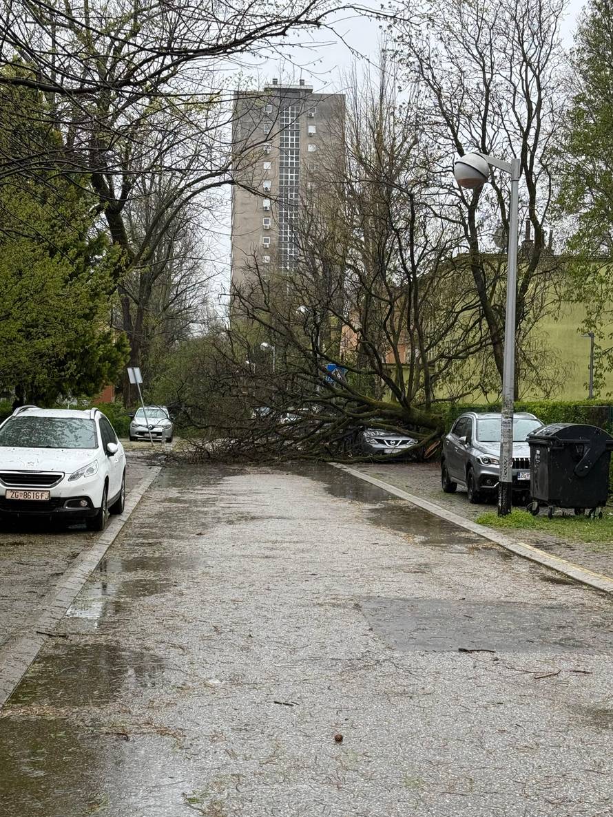 Centar 112 dobio  4700 poziva u Zagrebu i okolici. Izmjereni su rekordni udari vjetra u gradu
