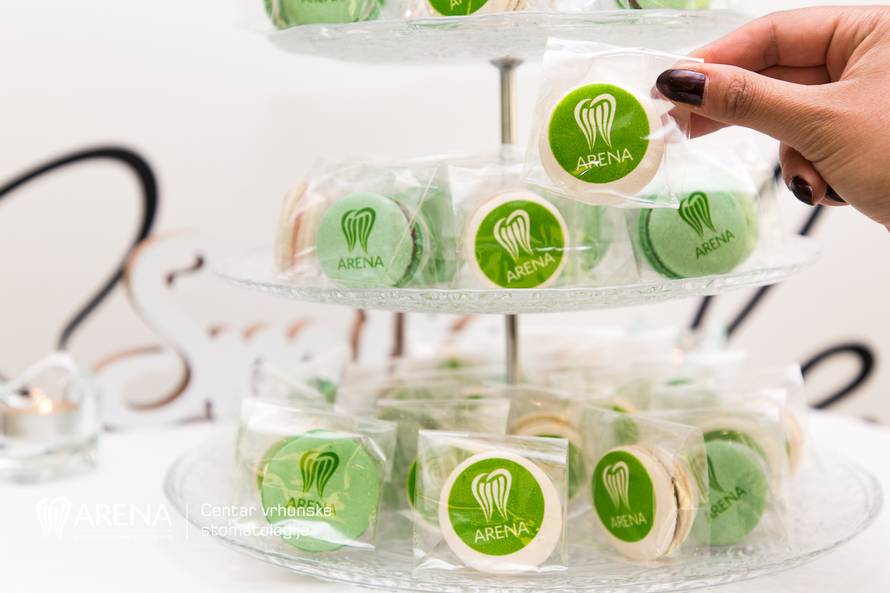 Prava prilika za sjajni ljetni osmijeh je – sad!