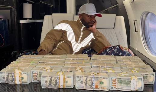 Mayweather se opet vra&cacute;a u ring! Borit &cacute;e se s Tysonom!?