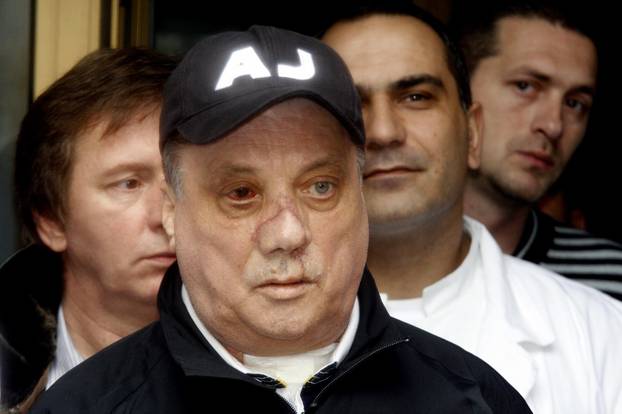 Sarajevo: Halid Bešli? prvi put u javnosti nakon prometne nesre?e