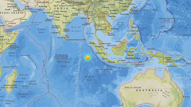 Indoneziju pogodio jak potres od 7,8 Richtera, broje se žrtve