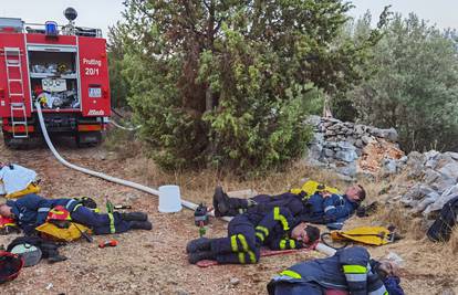 Vatrogasci padaju od umora: Više od 12 požara u sedam dana