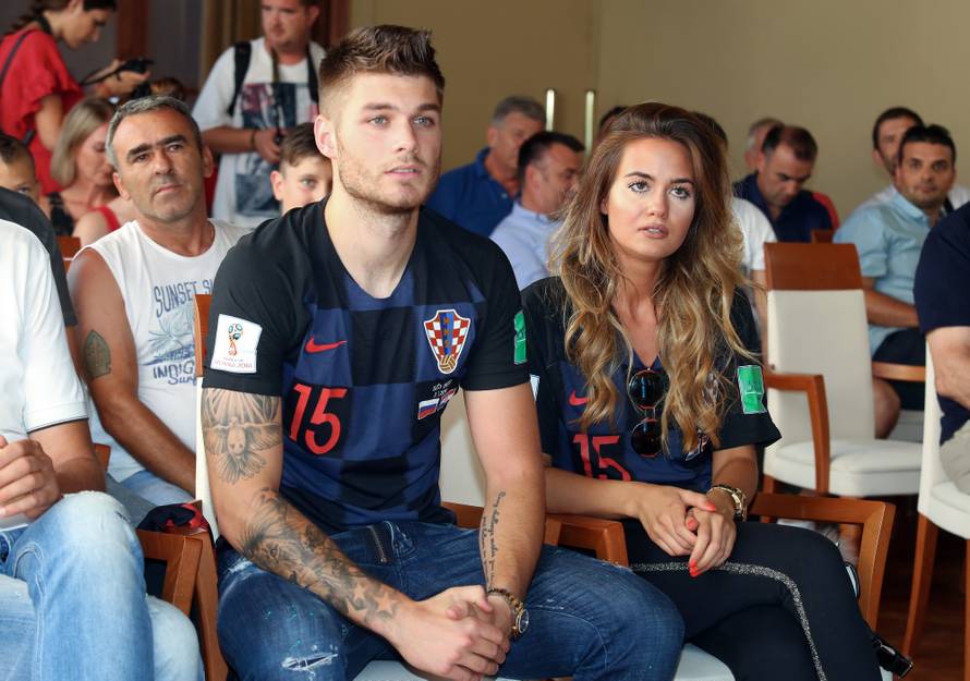 Duje došao na prijem u pratnji svoje vatrene djevojke Adriane