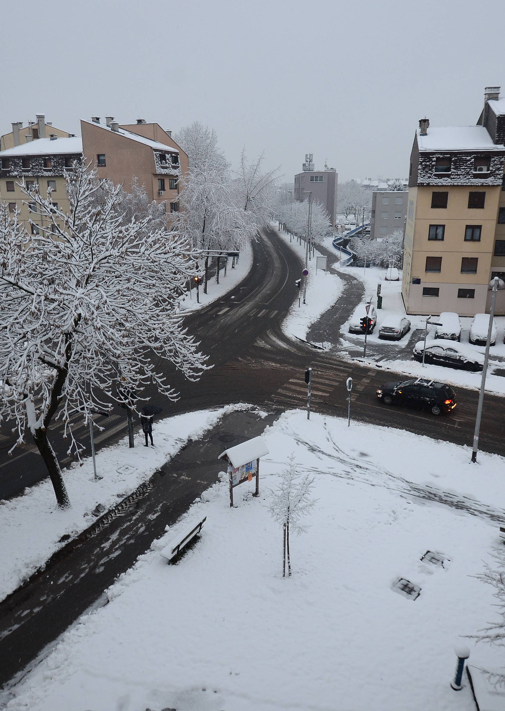 U Delnicama 86 cm snijega, u Karlovcu 25, u Zagrebu 15 cm