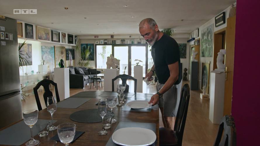 Djevojke su se osjećale zapostavljeno pa napustile stol: 'Ja mislim da smo mi višak'