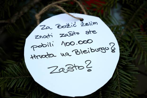 Zagreb: Nastavlja se "rat" kuglicama na Jelačićevom trgu