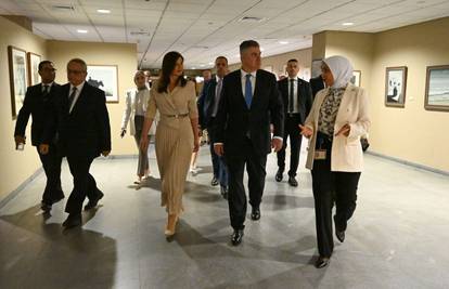 FOTO Zoran Milanović sa suprugom Sanjom u Egiptu: 'Naša suradnja nikad jača!'