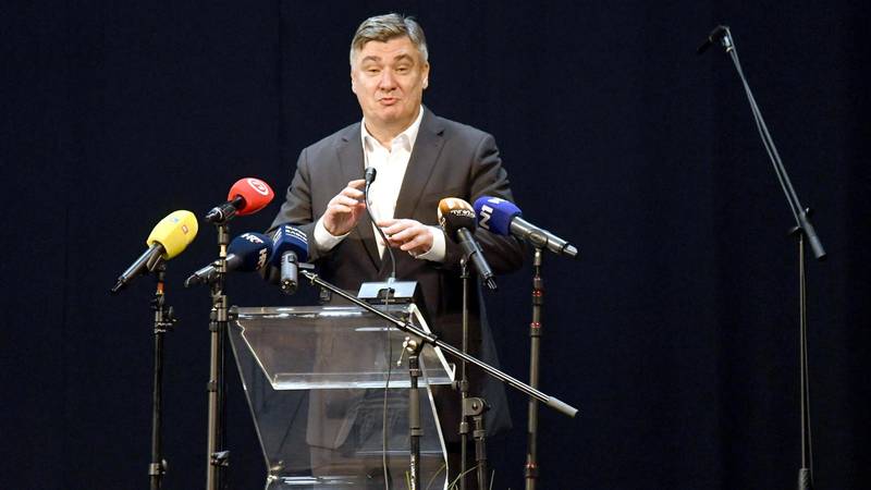 Milanović: 'Crno nije hrvatska boja'; Turudiću poručio: 'Ako ne znaš što je bilo, pitaj otorinca'