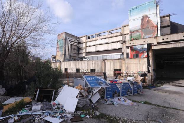 Split: Spaladium arena, ruglo grada pod Marjanom