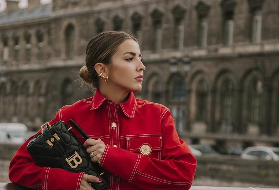 Crvena u fokusu:  Prava formula koja će osvježiti svaki sivi dan