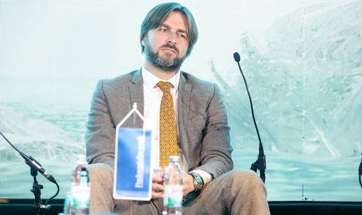 &Cacute;ori&cacute; dobio povjerenje. Sedam glasova za, &ccaron;etiri je bilo protiv!