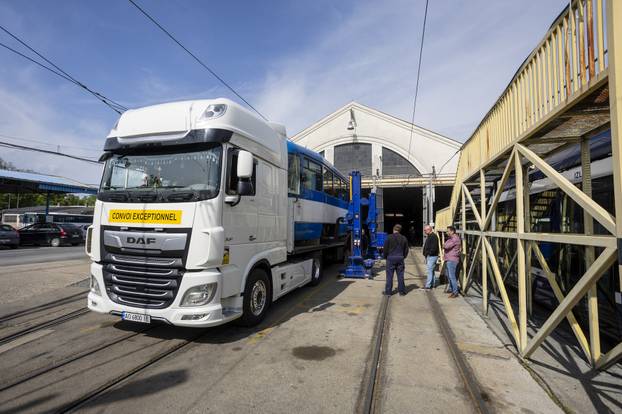 Osijek: Primopredaja tramvaja koje Grad Osijek daruje Gradu Žitomiru u Ukrajini