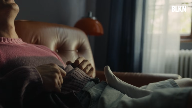 FOTO Relja i Nikolija šokirali publiku bizarnim spotom: 'Pa kao da im držimo svijeću...'