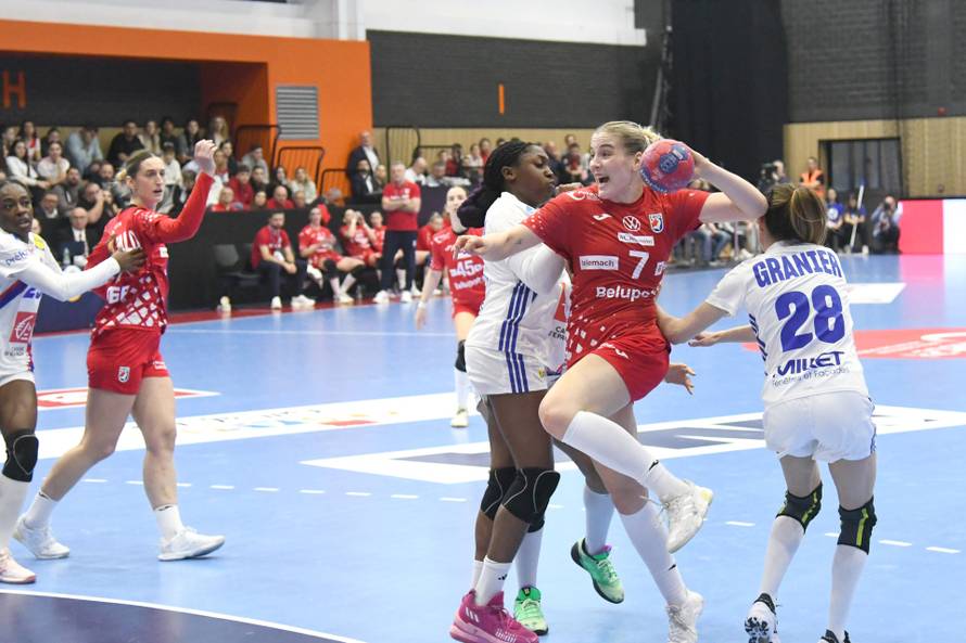 Bjelovar: Kvalifikacijska utakmica za EURO, Hrvatska - Francuska