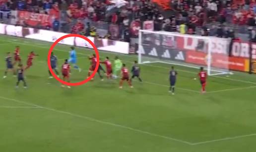 VIDEO Hrvat postao senzacija MLS-a! Kao golman zabio gol  u zadnjim sekundama utakmice