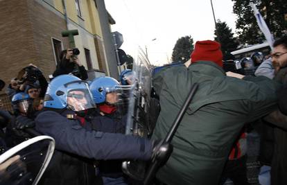 Italija: Sukobili se prosvjednici i policija, nekoliko ozlijeđenih