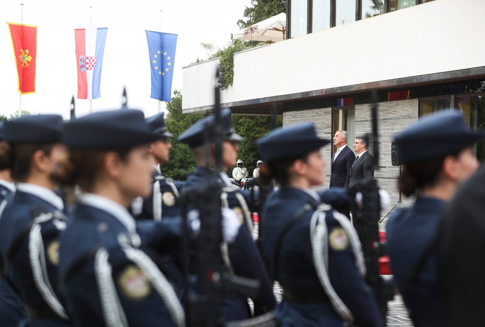 Zagreb: Zoran Milanović sastao se s Milom Đukanovićem u Uredu predsjednika na Pantovčaku