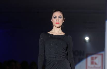 Fashion week Zagreb: Prvi dan s vrlo ženstvenim kreacijama