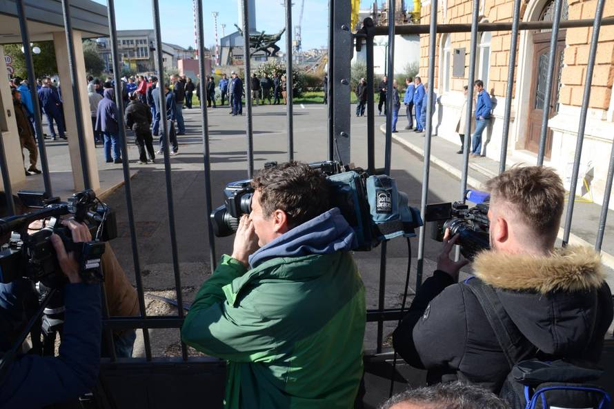 Plenković: Neću o detaljima, Nobilo: Vlada naložila uhićenja