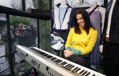 Natalie Dizdar s 'pumom’ u kavezu otpjevala  pjesme