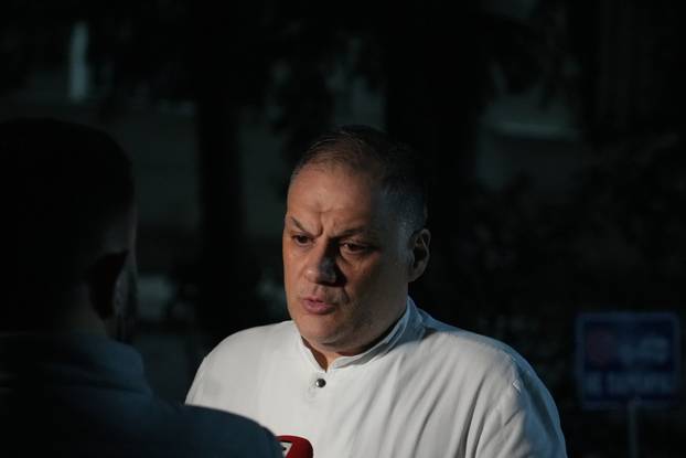 Beograd: Ivica Da&ccaron;i&cacute; hitno preba&ccaron;en u bolnicu nakon naglog pogor&scaron;anja zdravstvenog stanja