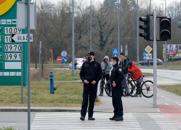 FOTO Opsadno stanje u zgradi u Zagrebu u kojoj živi Kolinda