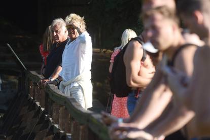Rod Stewart s obitelji i prijateljima posjetio Nacionalni park Krka