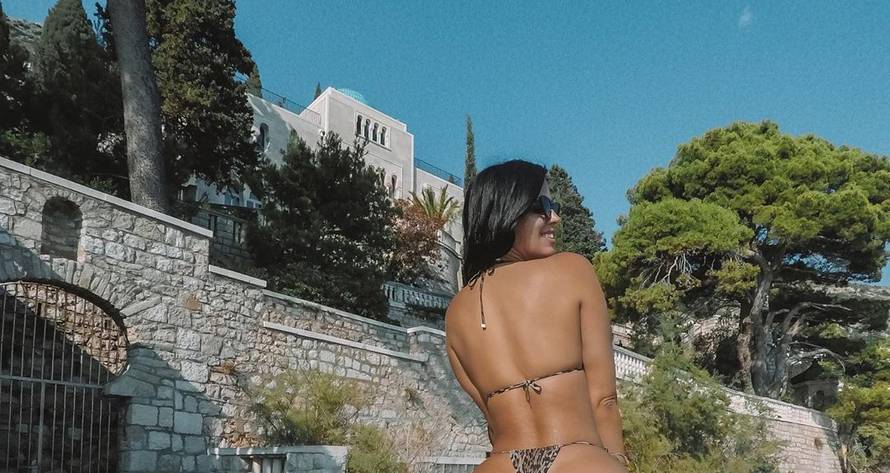 Knöll provocira fanove: Imaš li ti što drugo pokazati osim guze?