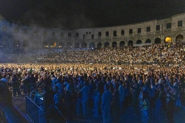 Koncert Tonija Cetinskog u pulskoj Areni