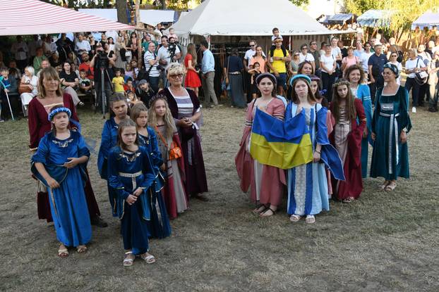 Doček kralja Ludovika Anžuvinca na Renesansnom festivalu u Koprivnici