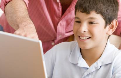 Roditelj: Nitko u školi ne pita ima li svako dijete računalo...