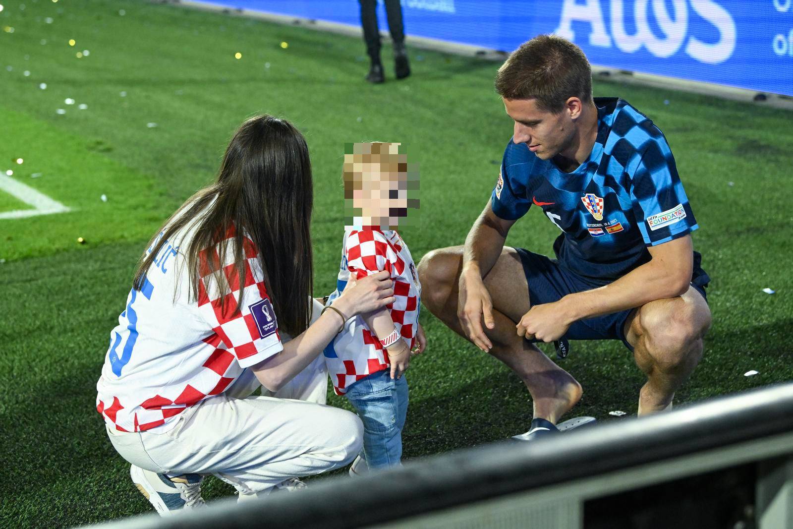 Pašalić objavio dirljivu fotku sa sinom: 'Tata, neću ovo srebro...'