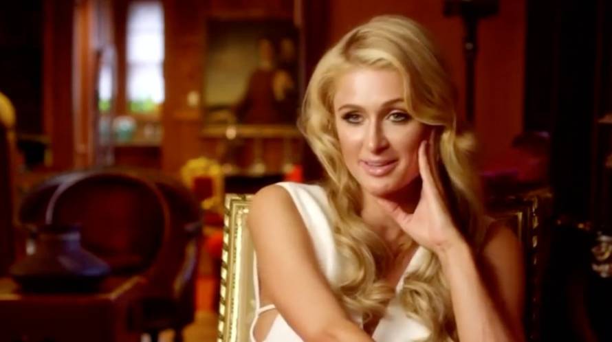 Razmažena bogatašica Paris posjetila sirotište i zaplakala