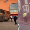 Žestoko u Liverpoolu: Huligani 'Redsa' kamenovali bus Reala!