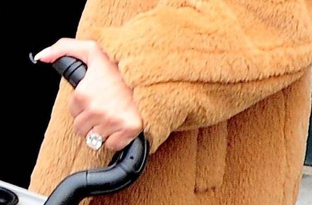 New York: Kim Kardashian s k?erkicom odlazi u grad 