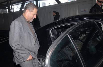 Milan Bandić je kupio novi auto za pola milijuna kuna